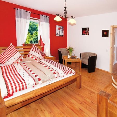 Gästezimmer Hans-Norbert Mack Hallgarten Zimmer foto