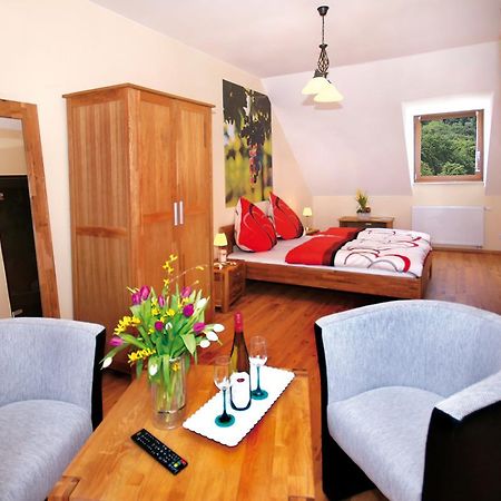 Gästezimmer Hans-Norbert Mack Hallgarten Exterior foto