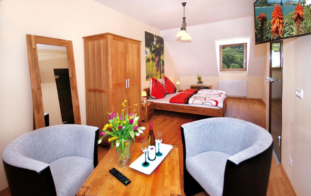 Gästezimmer Hans-Norbert Mack Hallgarten Exterior foto